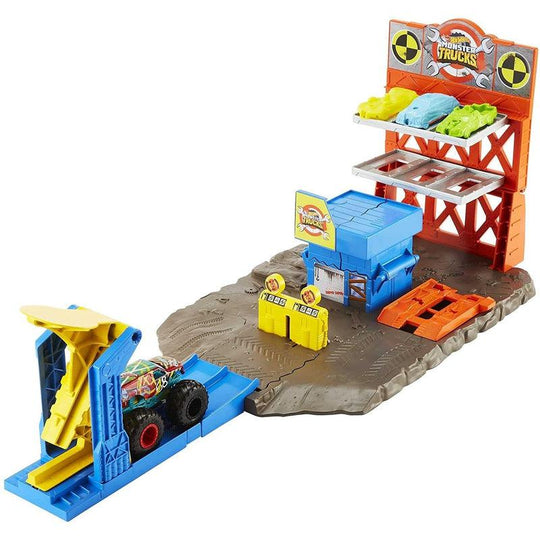 Hot Wheels Monster Trucks Blast Station Playset with Demo Derby & Crushable Cars